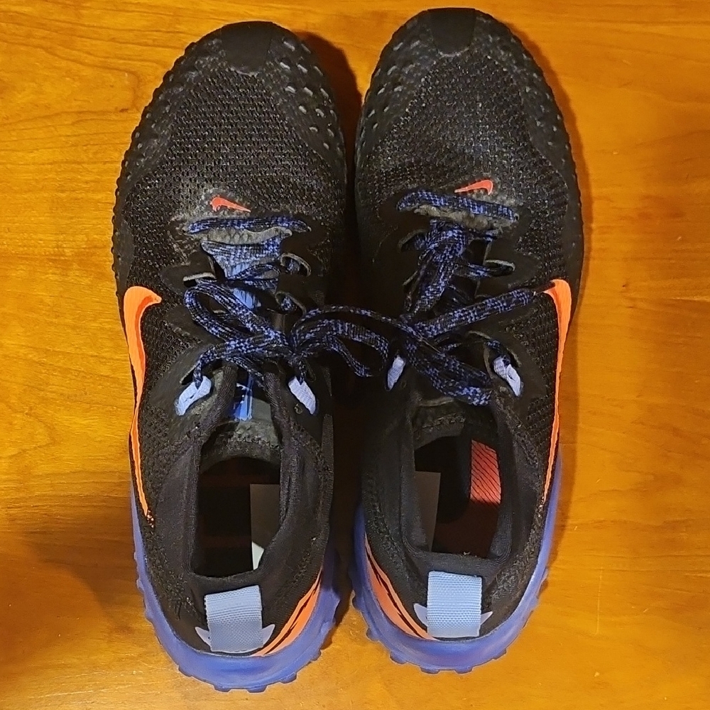 Nike Black and Orange Athletic Shoes